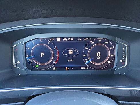 Used 2024 Volkswagen Tiguan SEL R-Line image 21