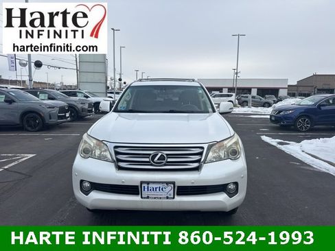 Used 2011 Lexus GX 460 image 2