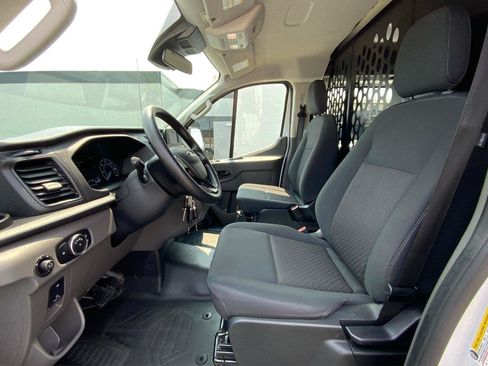 Used 2025 Ford Transit 250 Low Roof w/ Exterior Upgrade Package RWD image 10