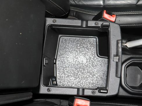 Used 2019 Jeep Wrangler Unlimited Sahara AWD/4WD image 27