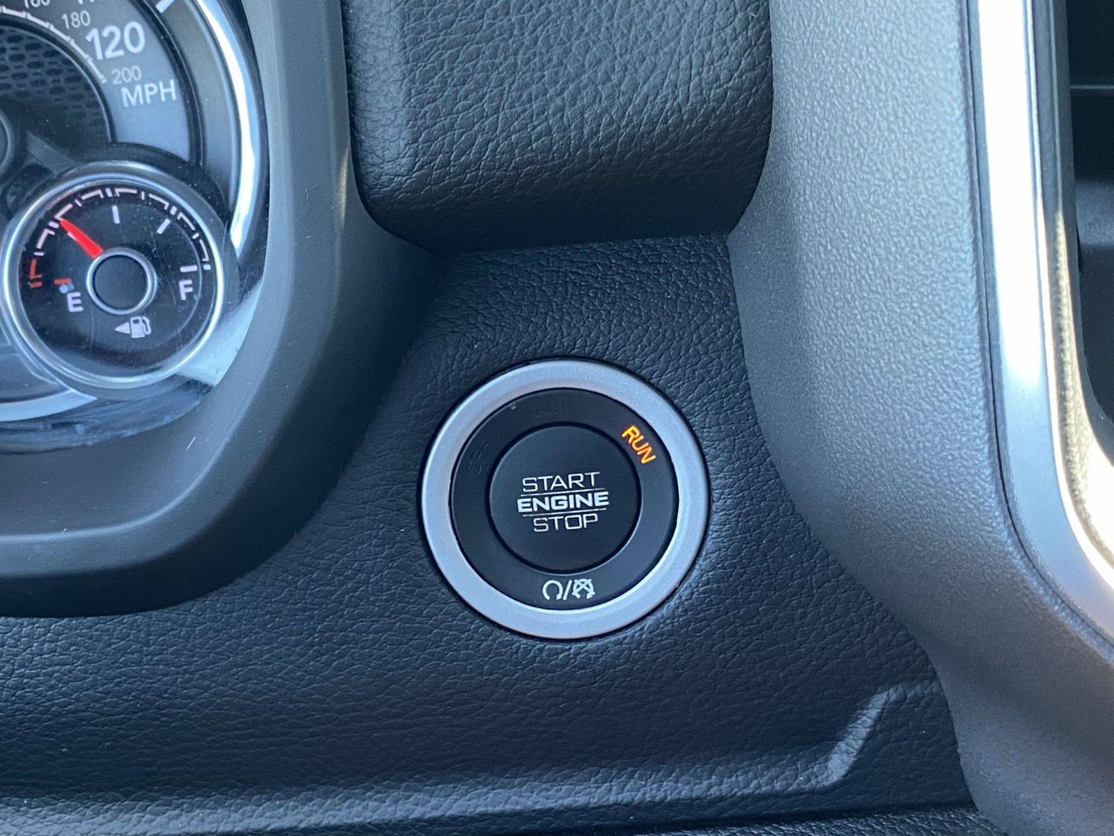 Used 2020 RAM 1500 Big Horn AWD/4WD image 30