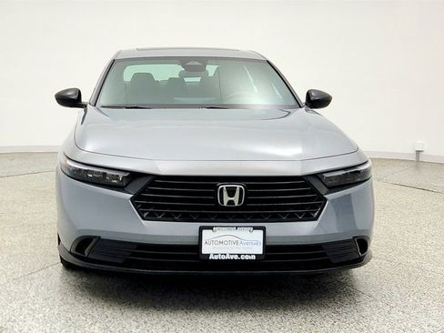 Used 2025 Honda Accord Sport image 2