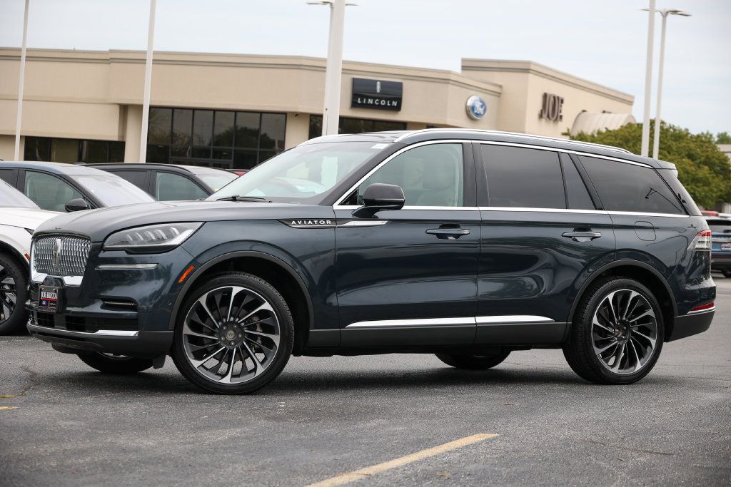 Used 2023 Lincoln Aviator Reserve w/ Equipment Group 201A AWD/4WD image 14