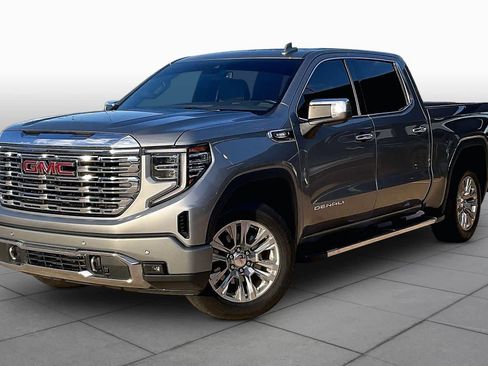 Used 2024 GMC Sierra 1500 Denali AWD/4WD image 3