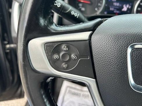 Used 2019 GMC Terrain SLE AWD/4WD image 17