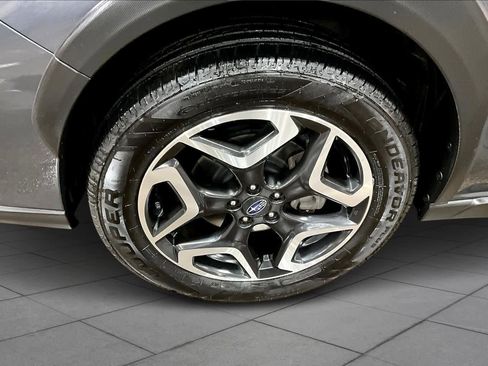 Used 2020 Subaru Crosstrek 2.0i Limited w/ Moonroof Package w/Navigation image 10