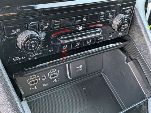 New 2025 Jeep Grand Cherokee Laredo X w/ Luxury Tech Group I image 22