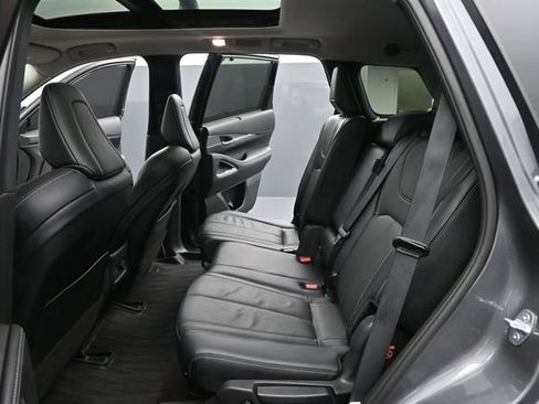 Used 2023 INFINITI QX60 Luxe w/ Vision Package AWD/4WD image 16