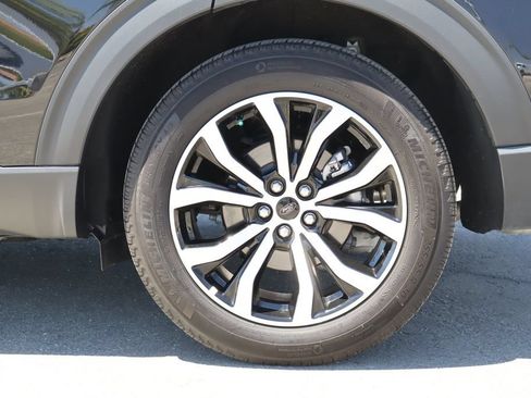Used 2025 Ford Explorer ST-Line w/ Premium Package RWD image 11
