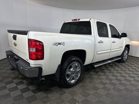 Used 2013 Chevrolet Silverado 1500 LTZ w/ LTZ White Diamond Edition image 8