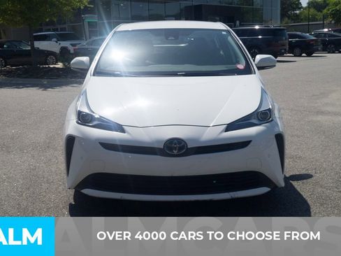 Used 2022 Toyota Prius LE FWD image 2