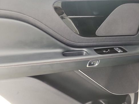 Certified 2025 Lincoln Aviator 2WD w/ Jet Appearance Package image 5