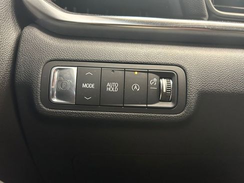 Used 2025 GMC Terrain Elevation image 20