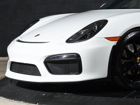 Used 2016 Porsche Boxster Spyder RWD image 13