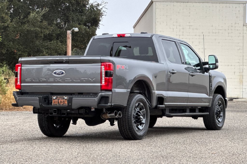 Used 2023 Ford F250 Lariat w/ Lariat Ultimate Package AWD/4WD image 4