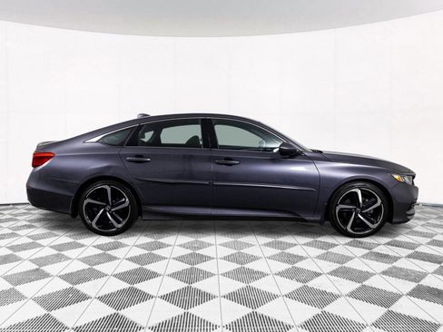 Used 2018 Honda Accord Sport image 16