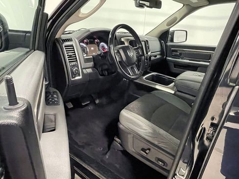 Used 2018 RAM 1500 Big Horn AWD/4WD image 3