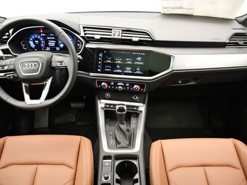 Used 2025 Audi Q3 2.0T Premium w/ Convenience Package image 20