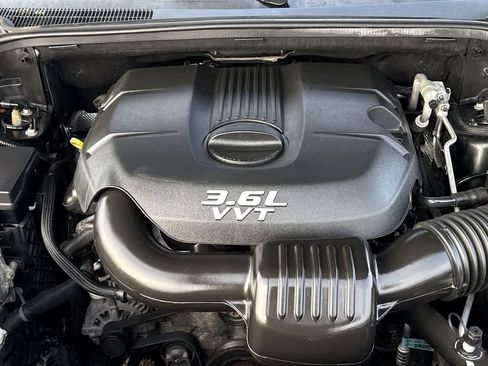 Used 2014 Jeep Grand Cherokee Overland w/ Advanced Technology Group image 14