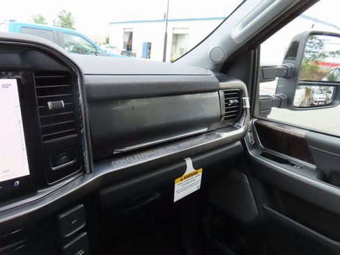 New 2026 Ford F250 Lariat w/ Tremor Off-Road Package image 16