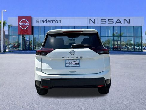 New 2025 Nissan Rogue S image 5