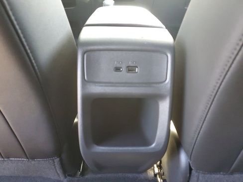 Used 2025 Chevrolet Trax RS w/ Driver Confidence Package image 12