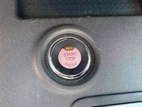 Certified 2021 Nissan Frontier PRO-4X w/ Pro-4x Utility Package image 15