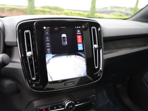 Used 2023 Volvo C40 P8 Recharge Ultimate AWD/4WD image 22