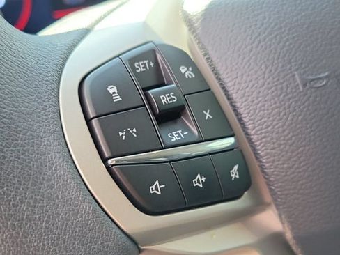 Certified 2026 Ford Explorer Active RWD image 25