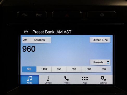 Used 2018 Ford Expedition Limited image 31