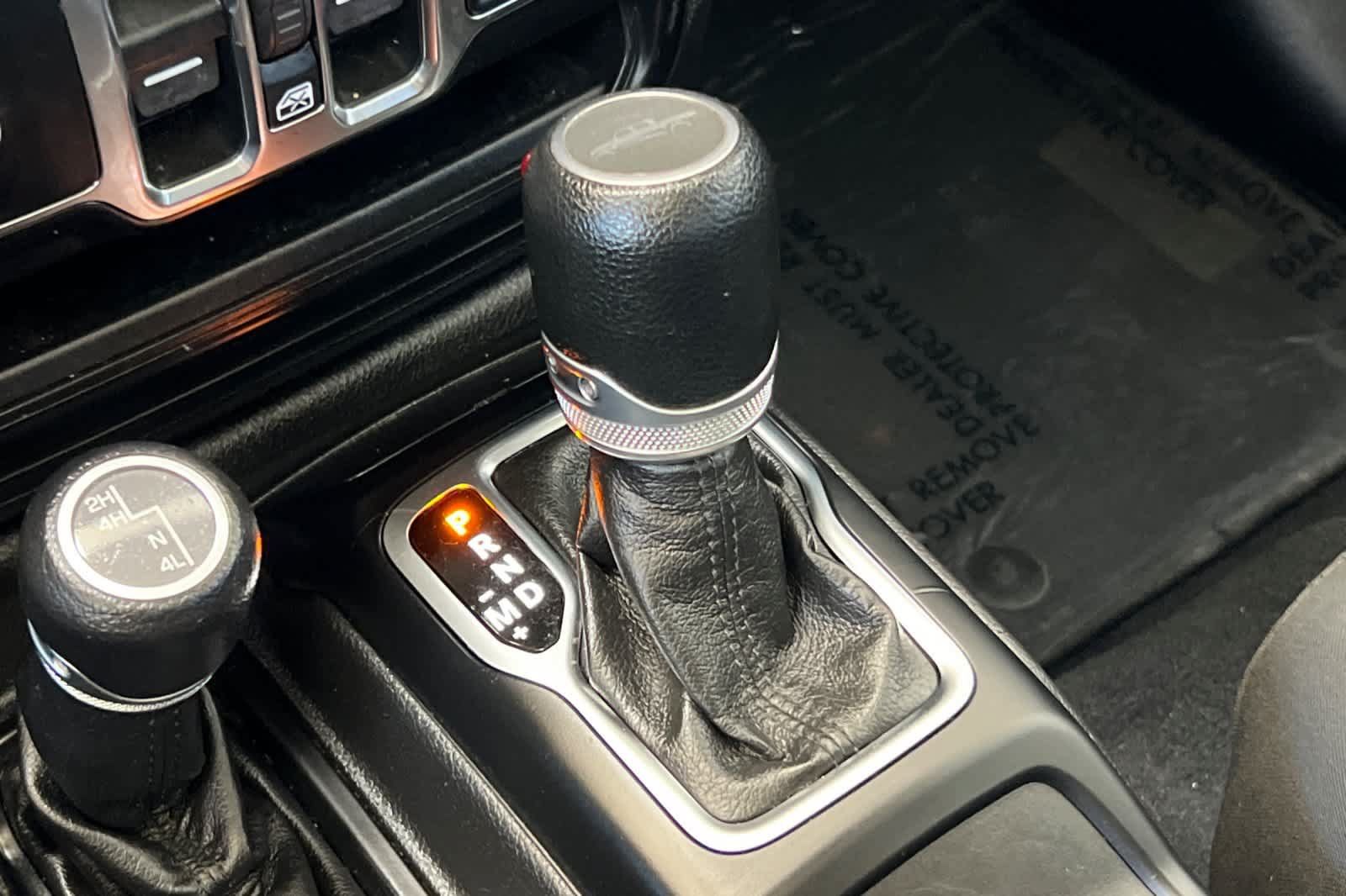 Used 2022 Jeep Gladiator Sport AWD/4WD image 22