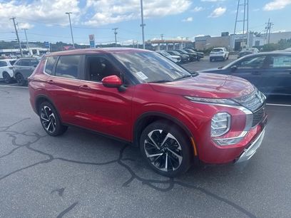 Used 2024 Mitsubishi Outlander SE