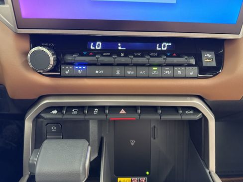 New 2026 Toyota Tundra 1794 Edition AWD/4WD image 32