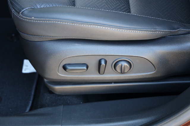 Used 2023 Buick Encore GX Essence w/ Experience Buick Package FWD image 24