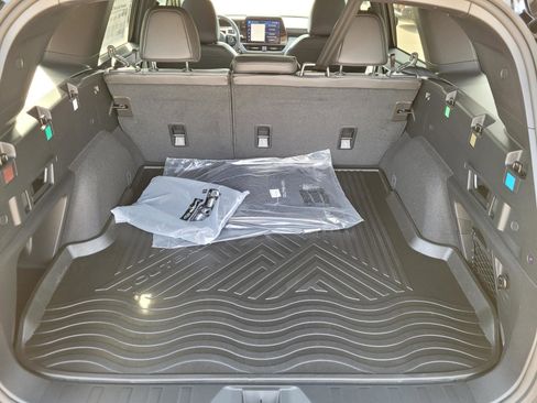 New 2026 Subaru Outback Premium image 18