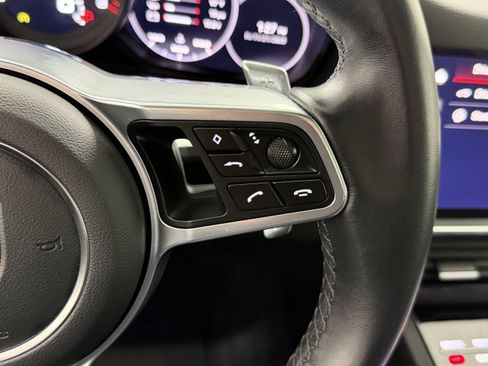 Certified 2023 Porsche Cayenne Platinum Edition image 52