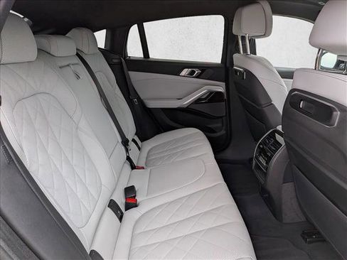 Certified 2026 BMW X6 xDrive40i image 21