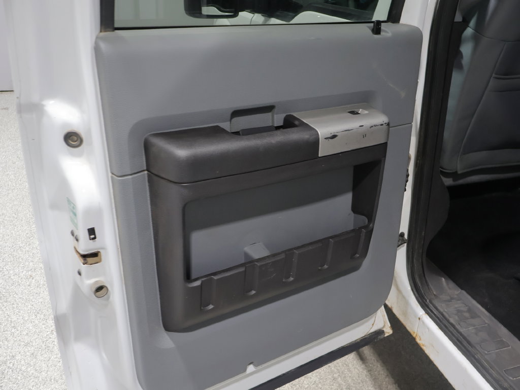 Used 2015 Ford F250 XLT AWD/4WD image 24