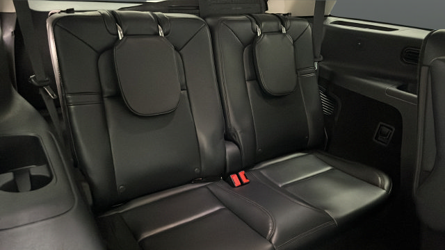 Used 2025 Lincoln Aviator AWD image 24