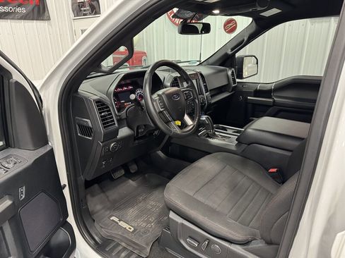 Used 2018 Ford F150 XLT w/ Equipment Group 302A Luxury image 6