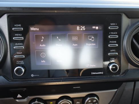 Used 2022 Toyota Tacoma SR RWD image 27