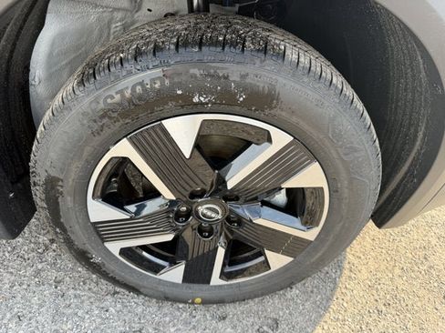 New 2026 Nissan Kicks SV w/ Cold Weather Package AWD/4WD image 5