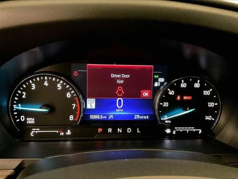 Used 2024 Ford Explorer Limited w/ Equipment Group 301A AWD/4WD image 19