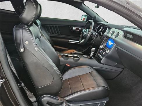 Used 2022 Ford Mustang GT Premium w/ Black Accent Package RWD image 15