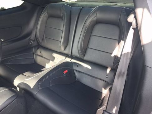 Used 2022 Ford Mustang GT Premium w/ Equipment Group 401A RWD image 11