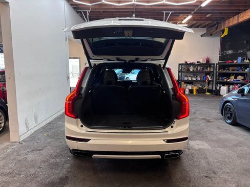 Used 2019 Volvo XC90 T5 R-Design w/ Advanced Package AWD/4WD image 23