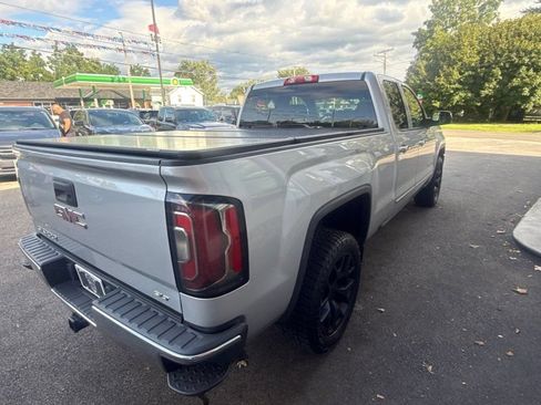 Used 2017 GMC Sierra 1500 SLT w/ SLT Premium Package AWD/4WD image 5
