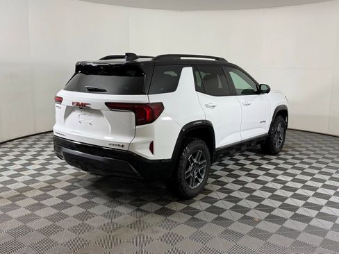 Used 2026 GMC Terrain AT4 w/ Technology Package II image 10