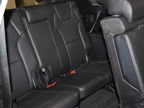 Used 2020 Kia Telluride S w/ S 8 Passenger Seating Package AWD/4WD image 36