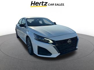 Used 2025 Nissan Altima 2.5 SV video 1